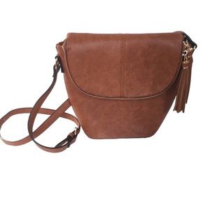 Isabelle brown faux leather crossbody bag purse flap over closure